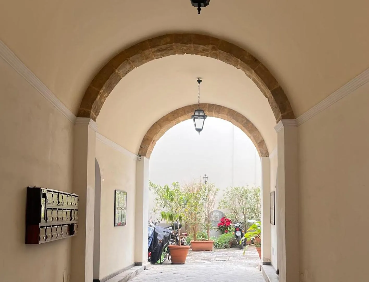 Апартаменты La Loggia Del Capo Палермо